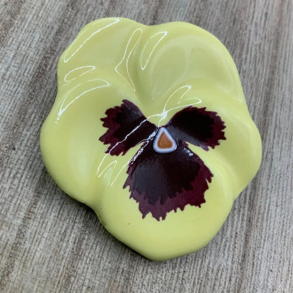 Avon Vintage 60' Ceramic Pansy Yellow Flower Brooch
